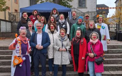 Hospiz ist für alle da – Infomeile auf dem Marktplatz Hachenburg